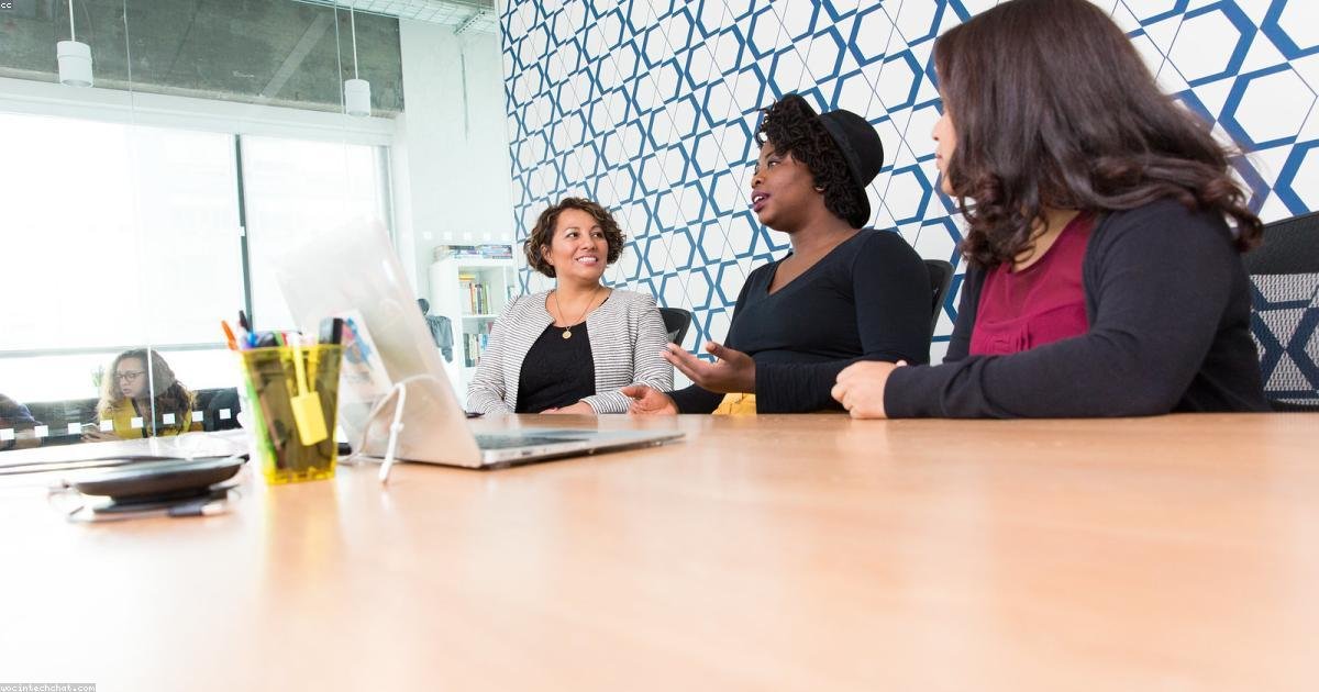 Paras projektinhallintaohjelma mainostoimistolle – Ammattilaisen Opas Paras projektinhallintaohjelma mainostoimistolle – Ammattilaisen Opas